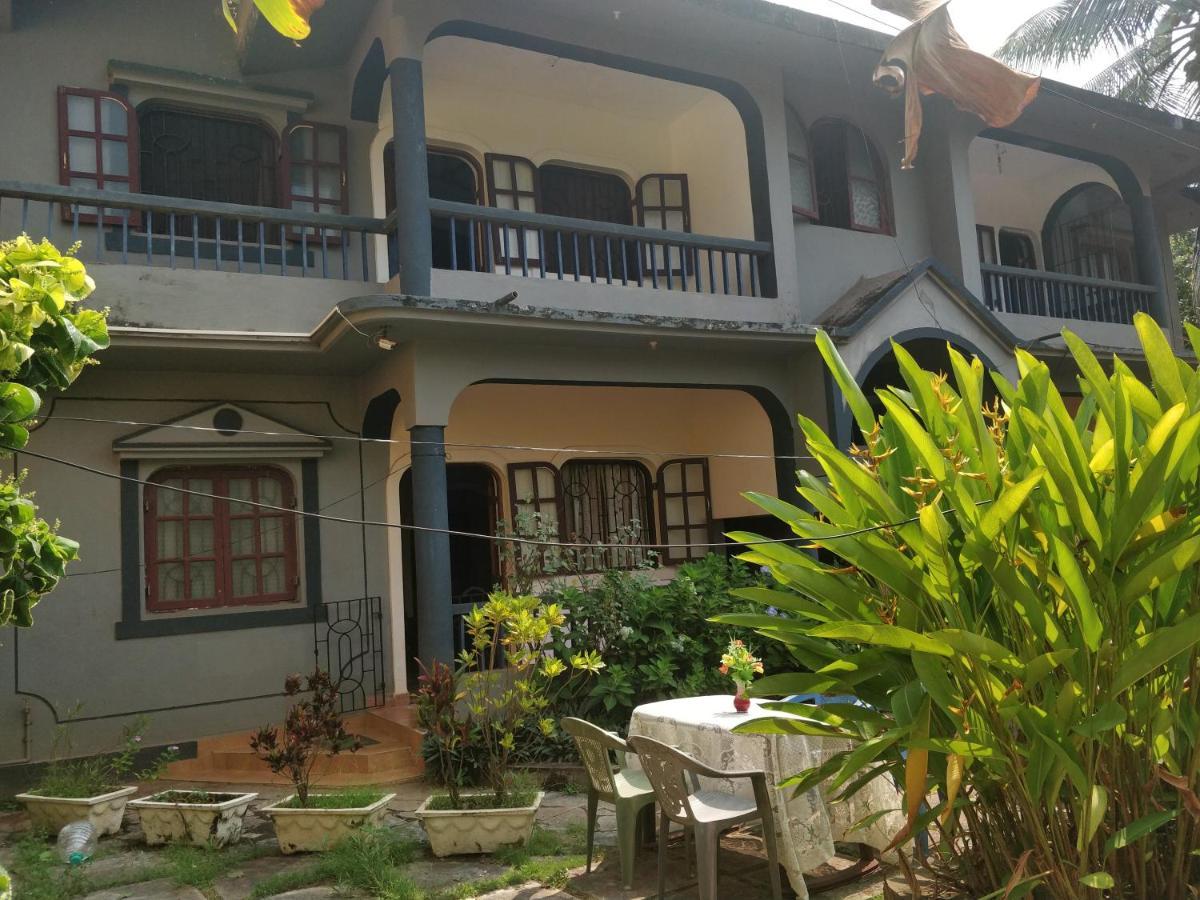 Koito-House Calangute Guest House Exterior photo